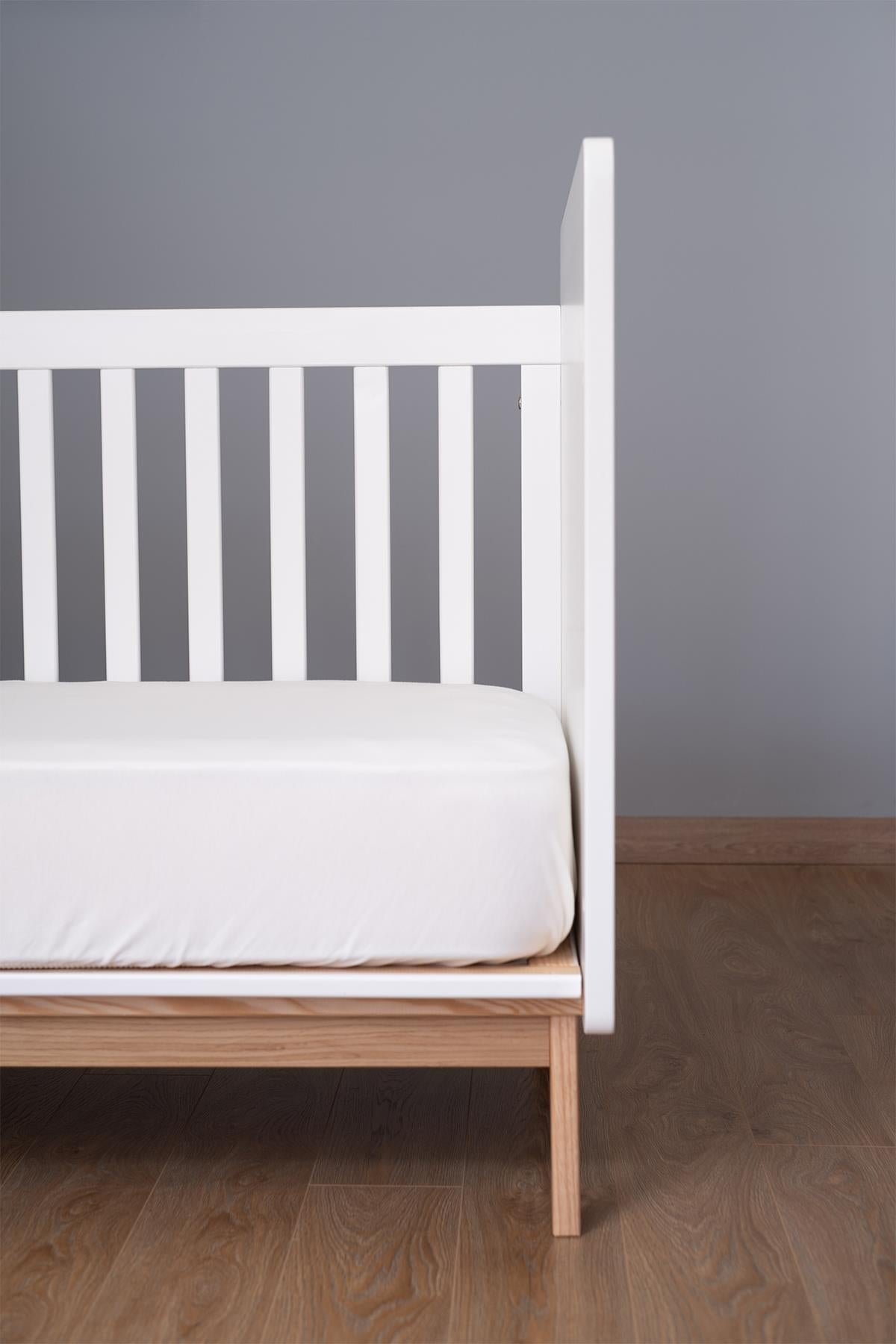 Organic Cotton Fitted Bed Sheet - White for Baby Sleep