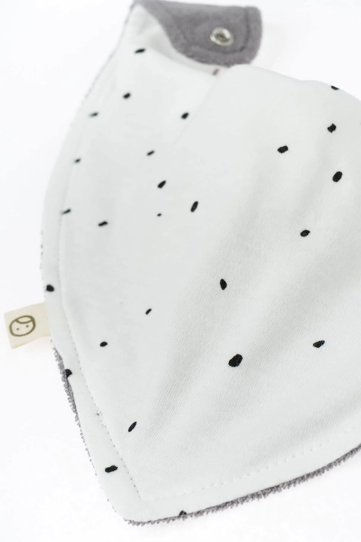 Liquid Proof Organic Cotton Scarf Bib - Cosmos White