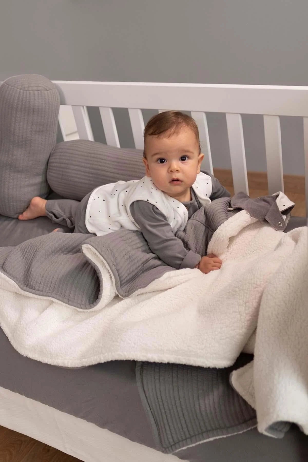 Organic Cotton Double Sided Vest - White Cosmos