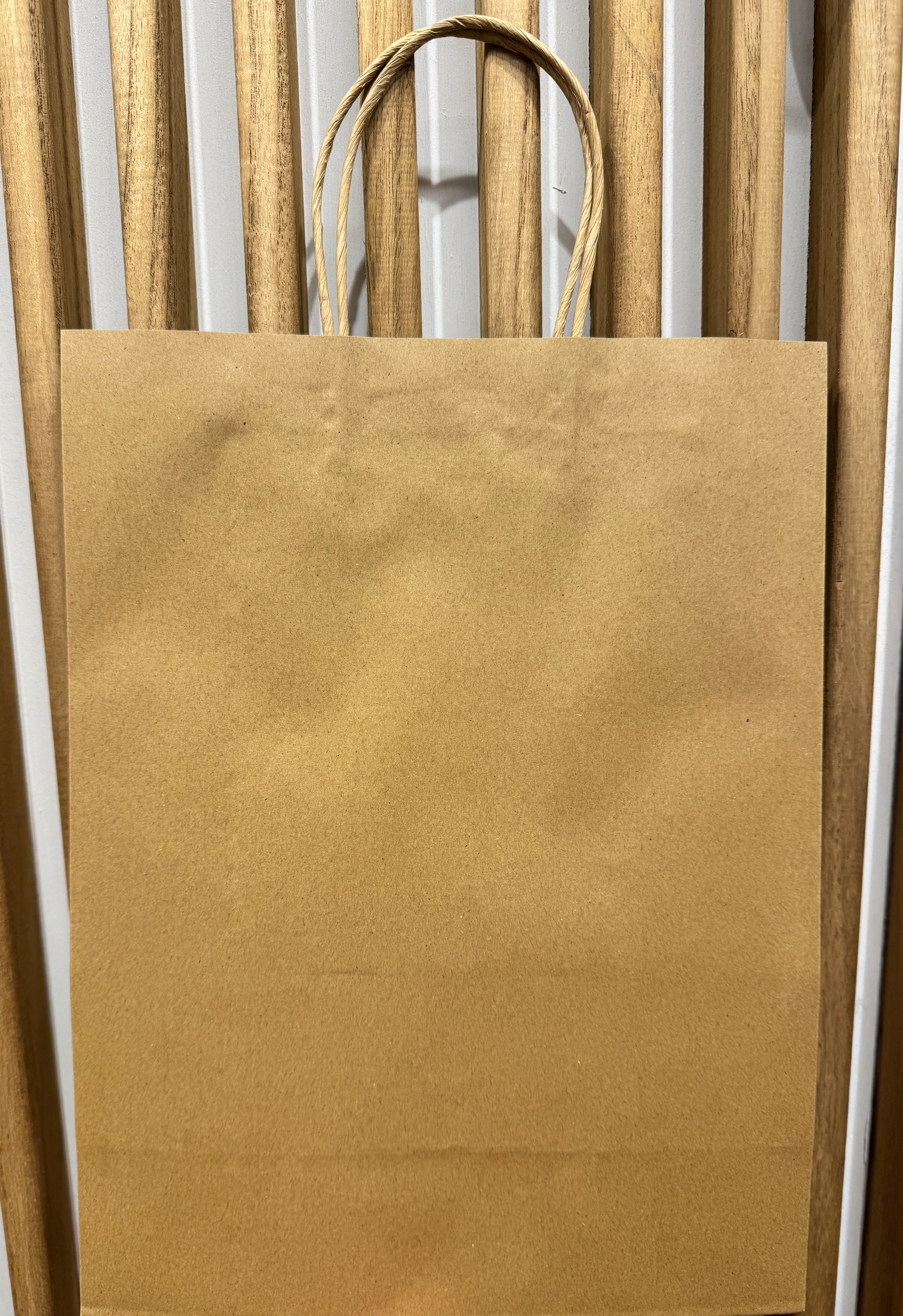 Paper shopping bag