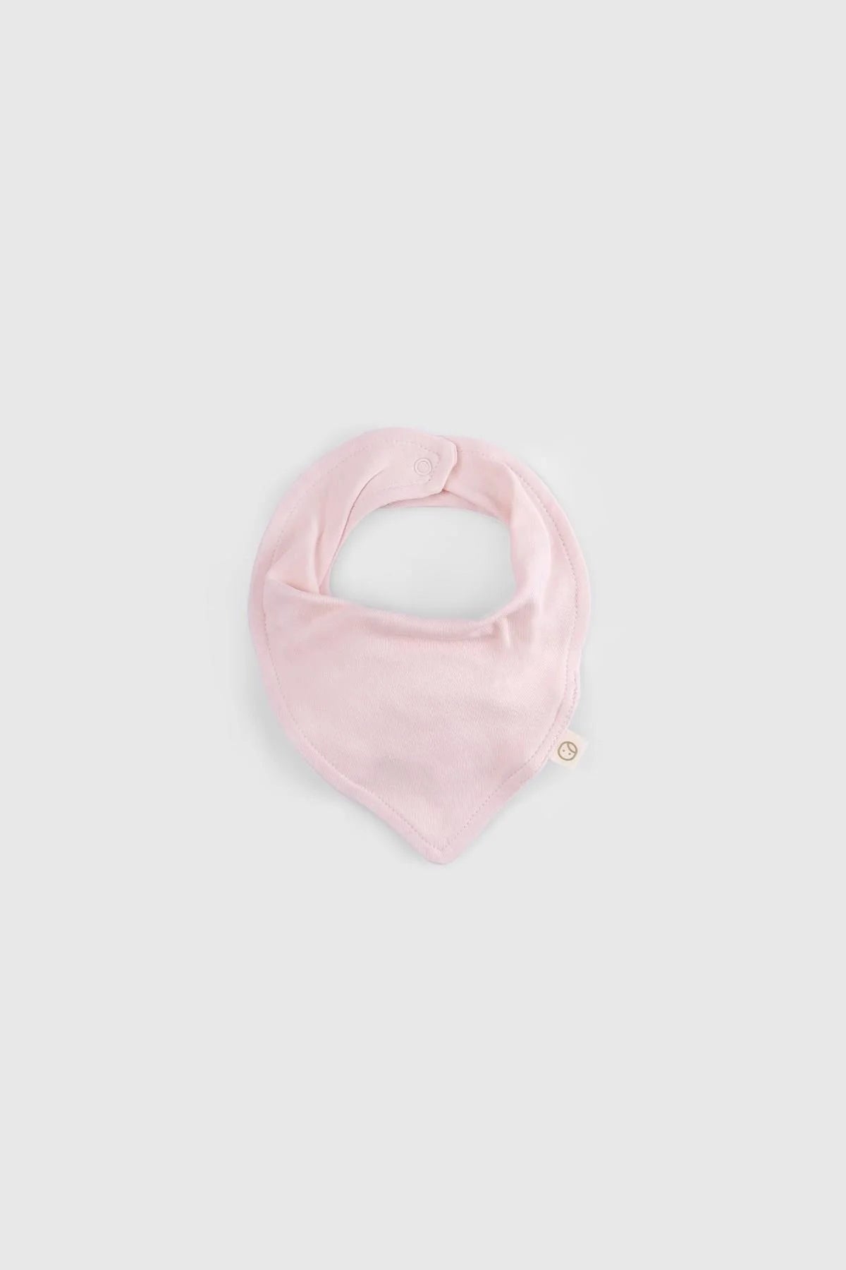 Soft pink organic cotton bandana bib for newborns, part of a 10-piece set, GOTS certified, perfect for delicate skin.