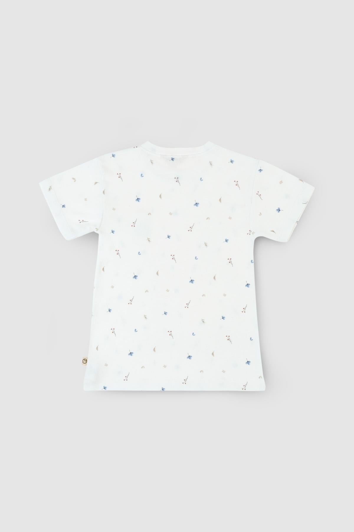 Organic Cotton T-Shirt with White Flowers - Soft & Eco-Friendly