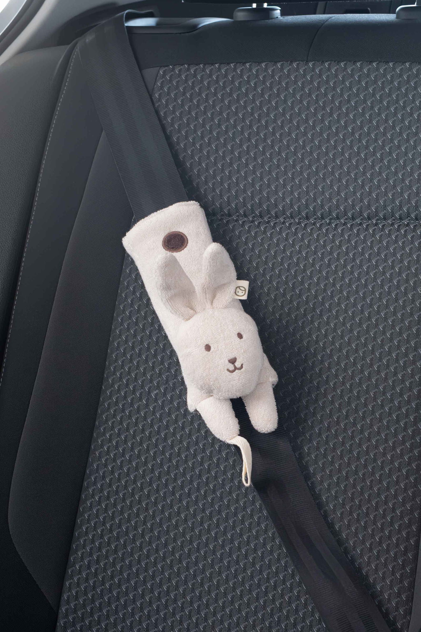 Organic Cotton Seat Belt Pad - Rabbit