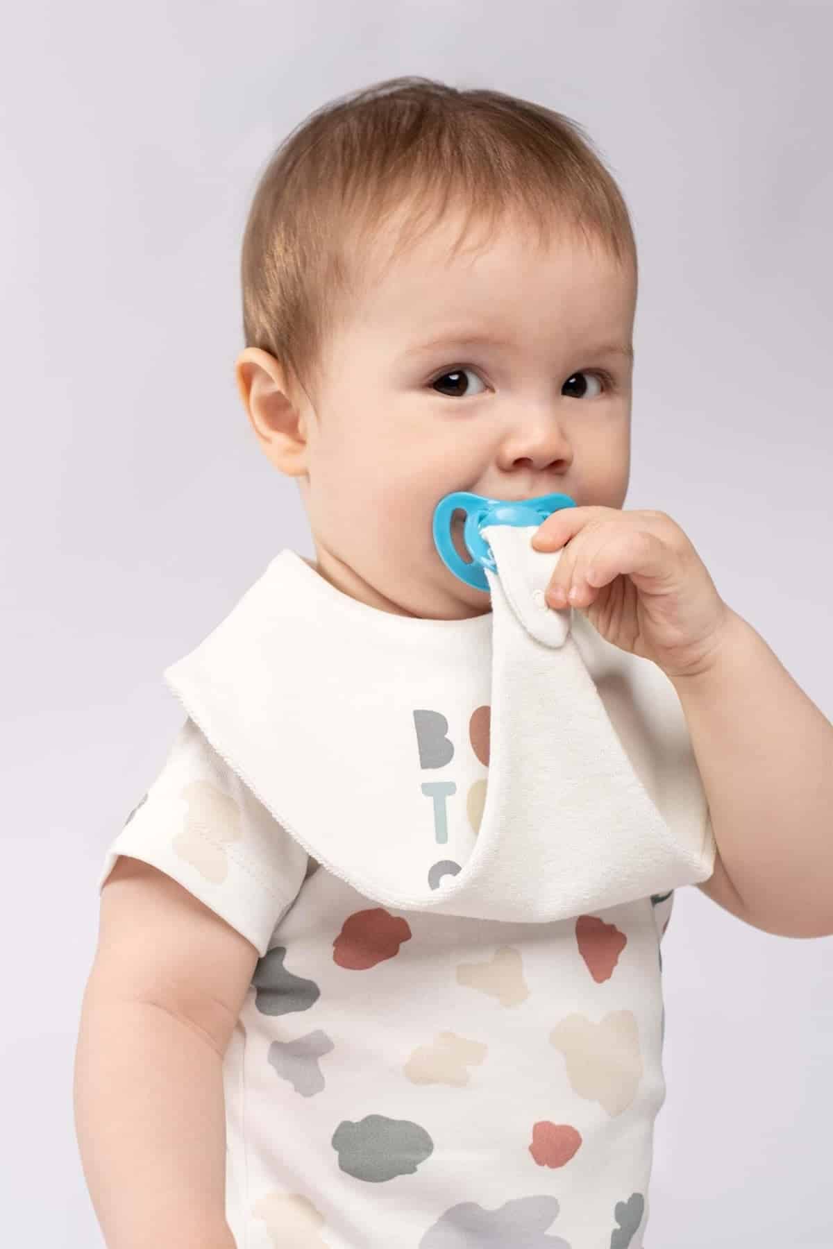 Liquid Proof Organic Cotton Bib Set with Gusto Pattern (2-Pack) | Soft & Durable