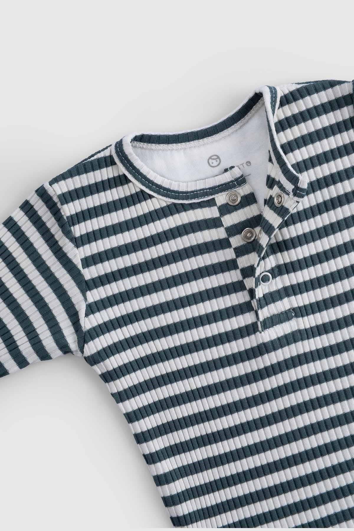 Little Gusto striped organic cotton bodysuit with snap closures for baby comfort.