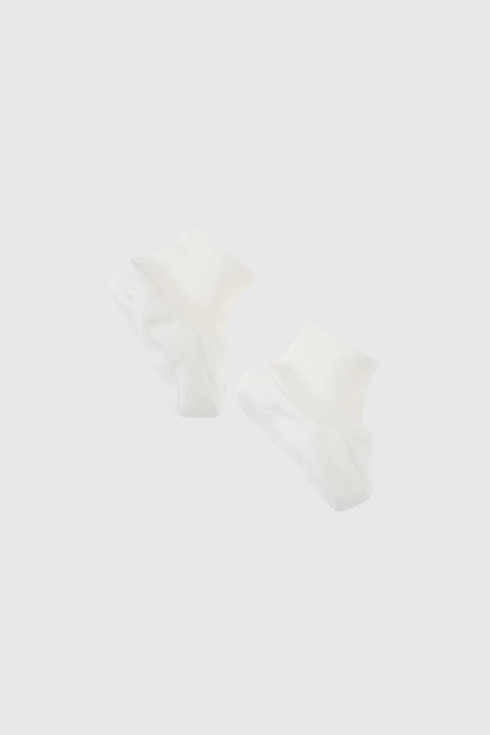 Organic Cotton White Newborn Booties - Soft, Cozy & Gentle