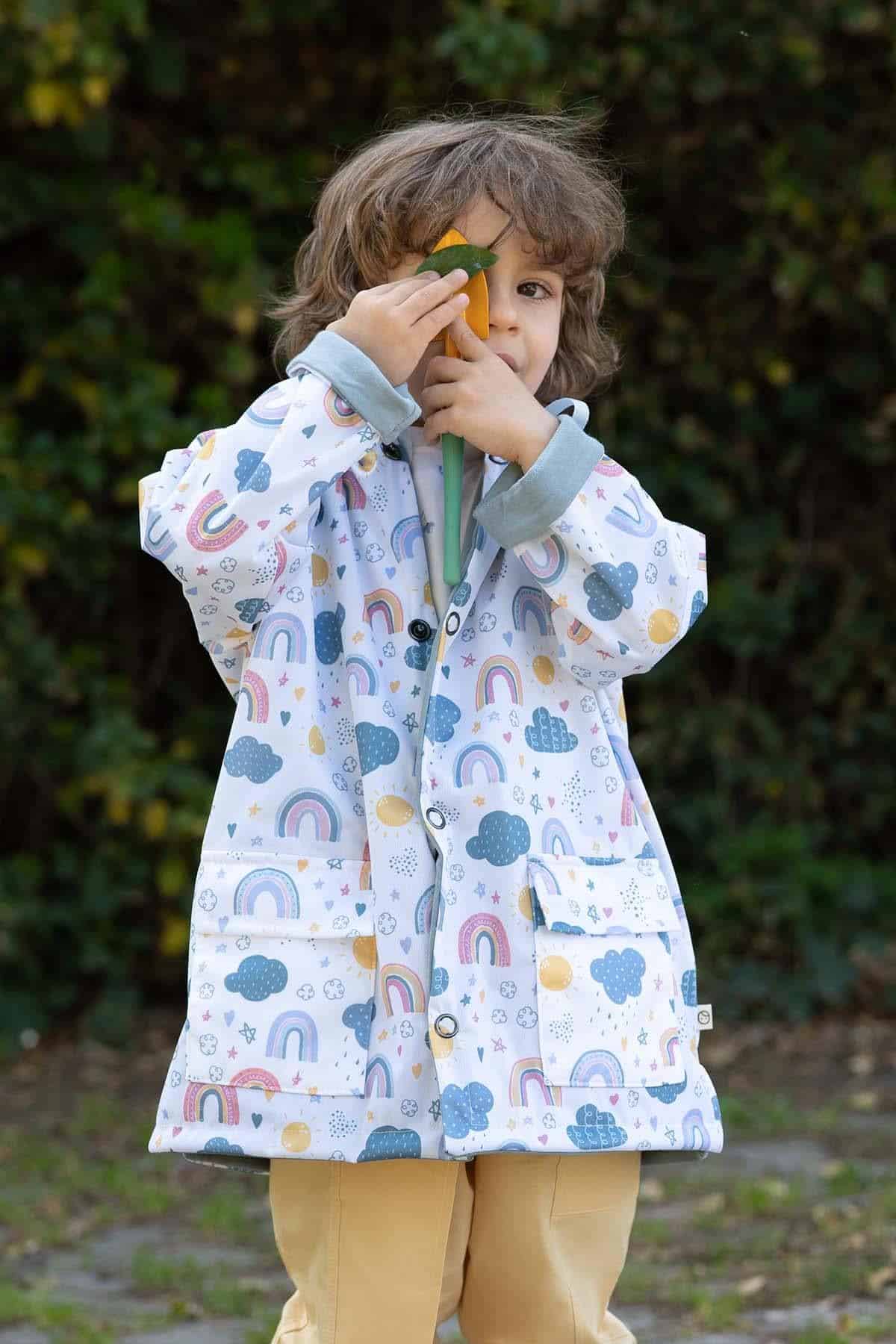 Kids' White Pattern Organic Cotton Raincoat with Hood | Eco-Friendly Protection